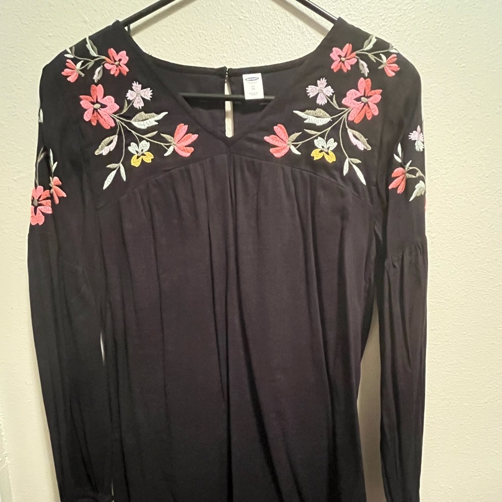Old Navy Embroidered Shift Dress Black XS
